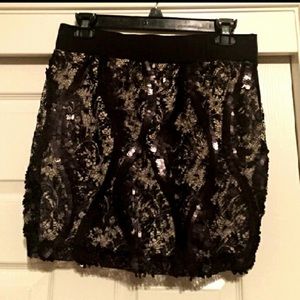 Black Mini Skirt! ❤️